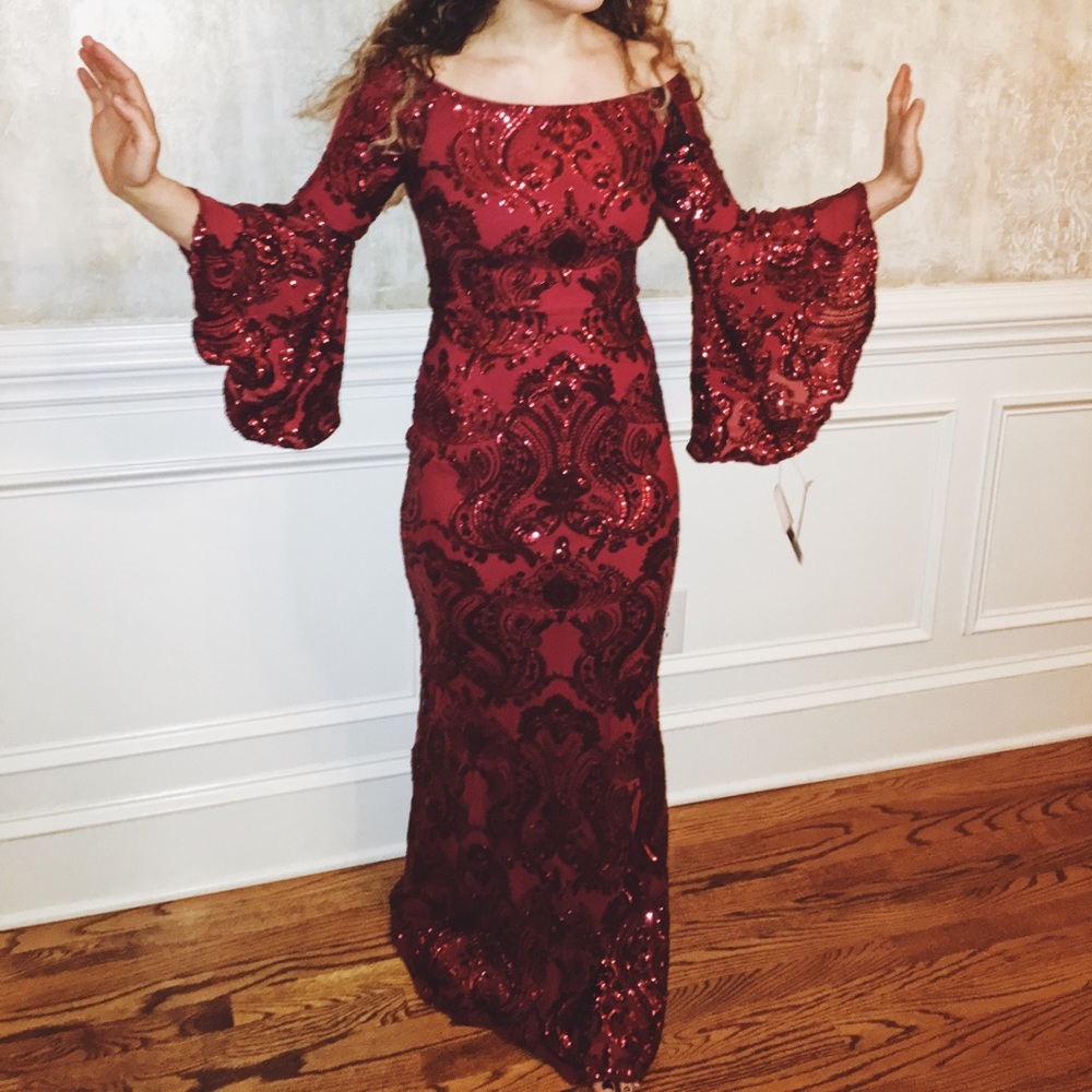 Betsy and Adam sequin bell sleeved dress